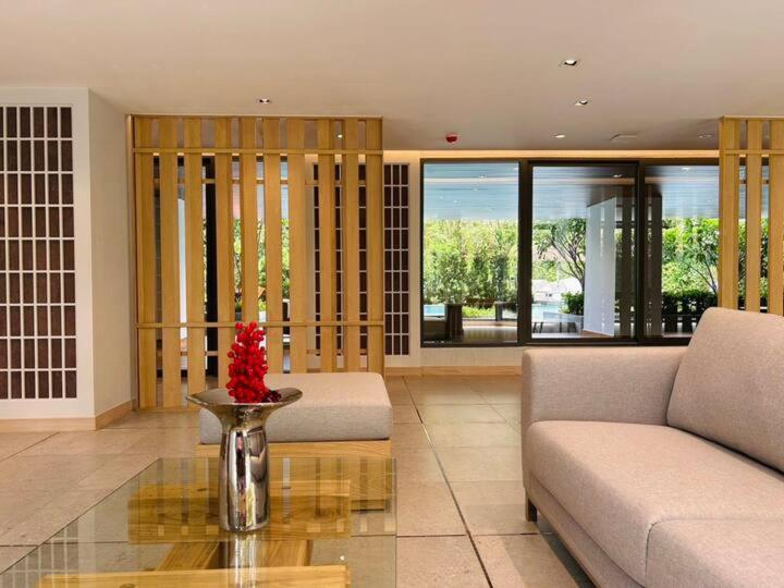 Tierra Residences Bangkok Buitenkant foto