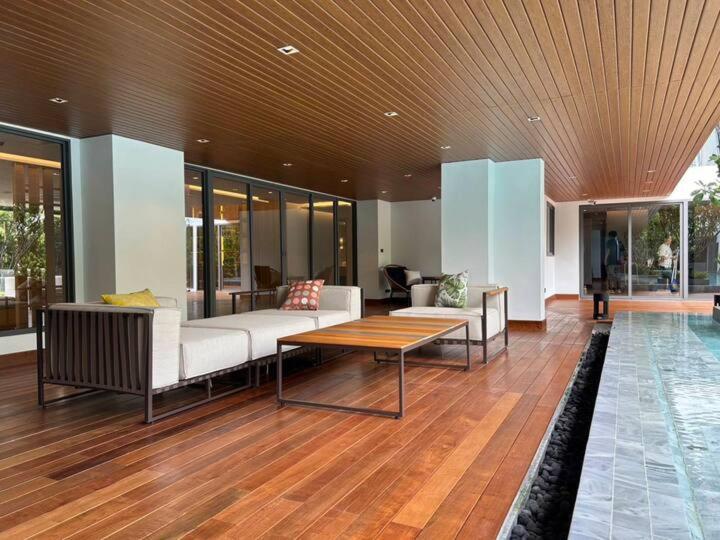 Tierra Residences Bangkok Buitenkant foto